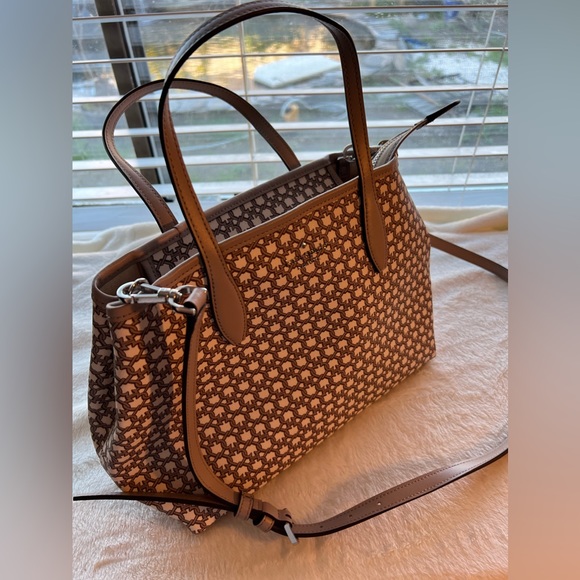 Beautiful authentic Kate Spade satchel bag. Gray and white color, like new. - Picture 13 of 15